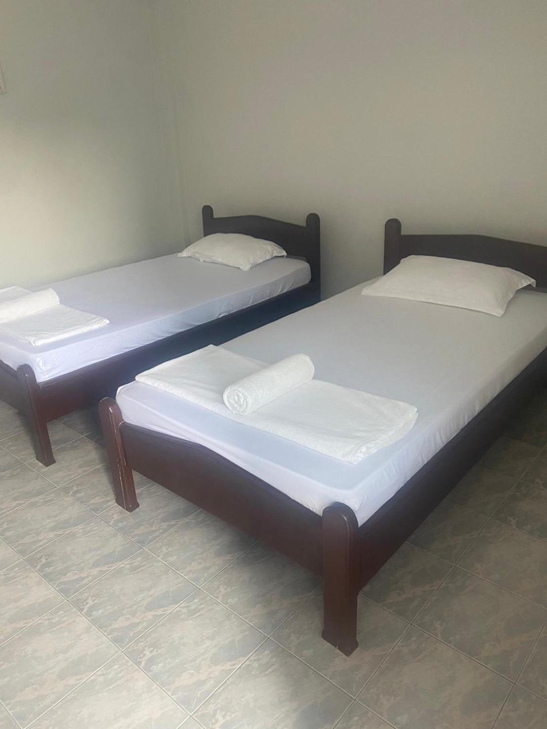 Albatross Guesthouse @ Thungwualaen Beach Pathiu المظهر الخارجي الصورة