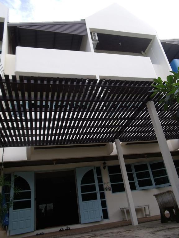 Albatross Guesthouse @ Thungwualaen Beach Pathiu المظهر الخارجي الصورة