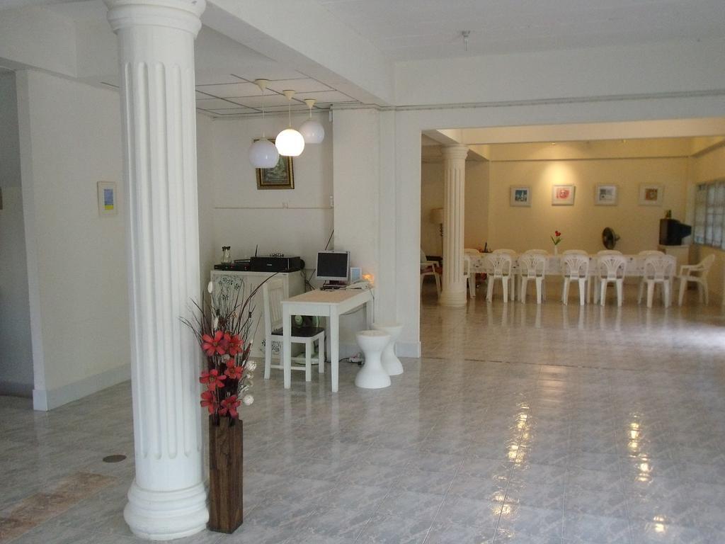 Albatross Guesthouse @ Thungwualaen Beach Pathiu المظهر الخارجي الصورة