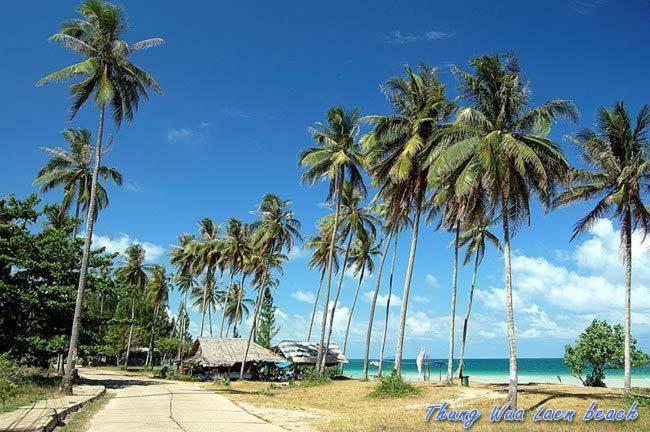 Albatross Guesthouse @ Thungwualaen Beach Pathiu المظهر الخارجي الصورة