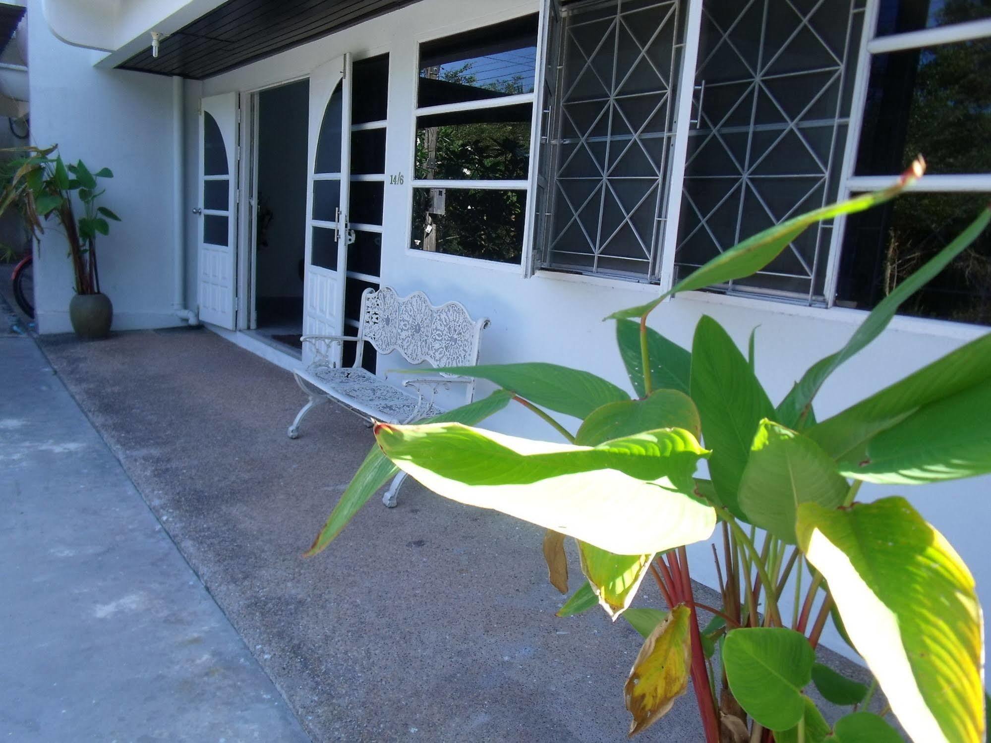 Albatross Guesthouse @ Thungwualaen Beach Pathiu المظهر الخارجي الصورة
